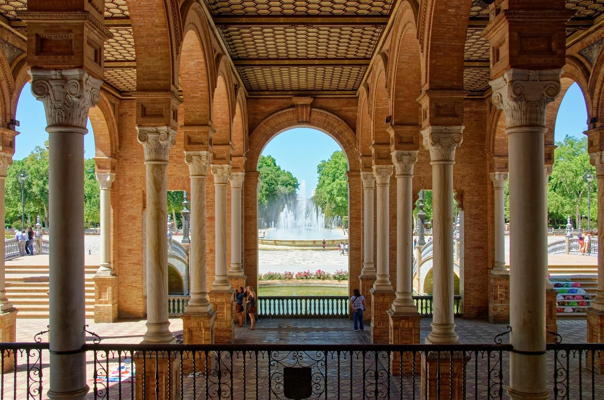 Seville, a taxi ride from Santa Justa station into the old town