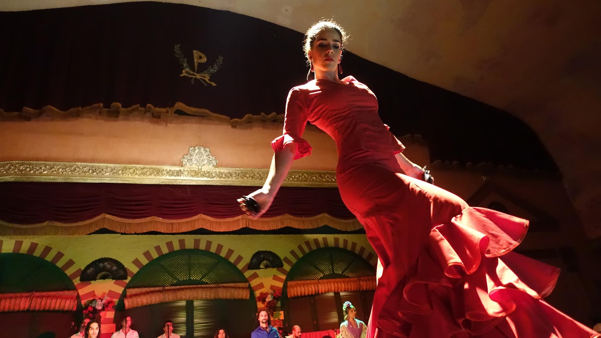 A dance performance in Seville, where one smarter outfit is enough